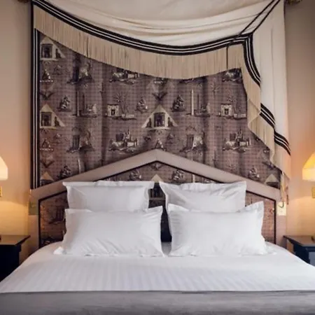 Hotel Maison Athénée Parigi