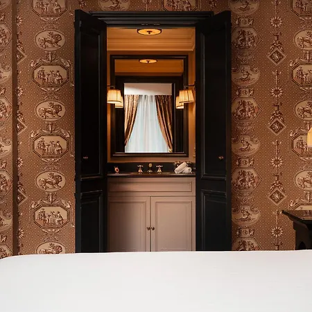 Maison Athénée 4* Parigi
