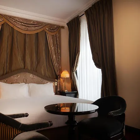 Hotel Maison Athénée 4*