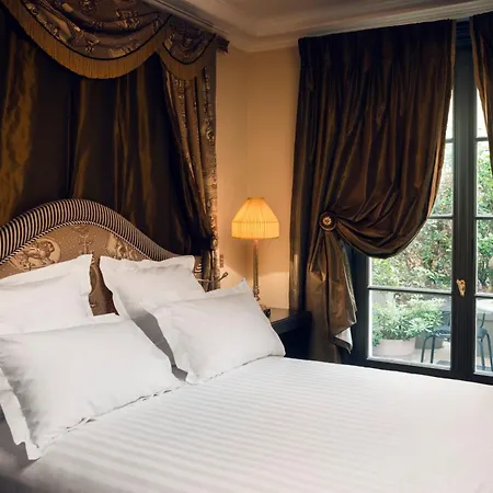 Hotel Maison Athénée Parigi