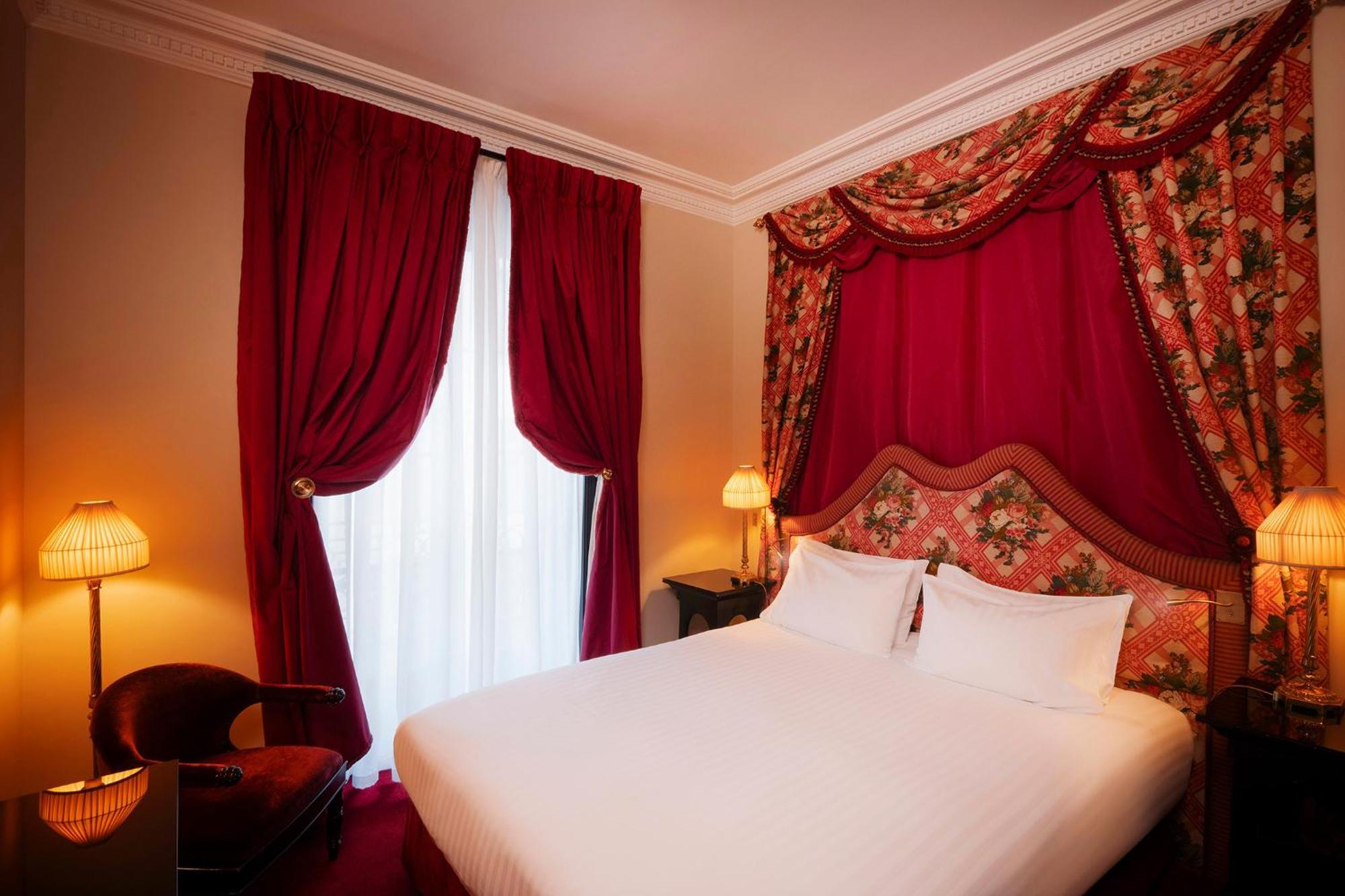 Maison Athenee Hotel 4*