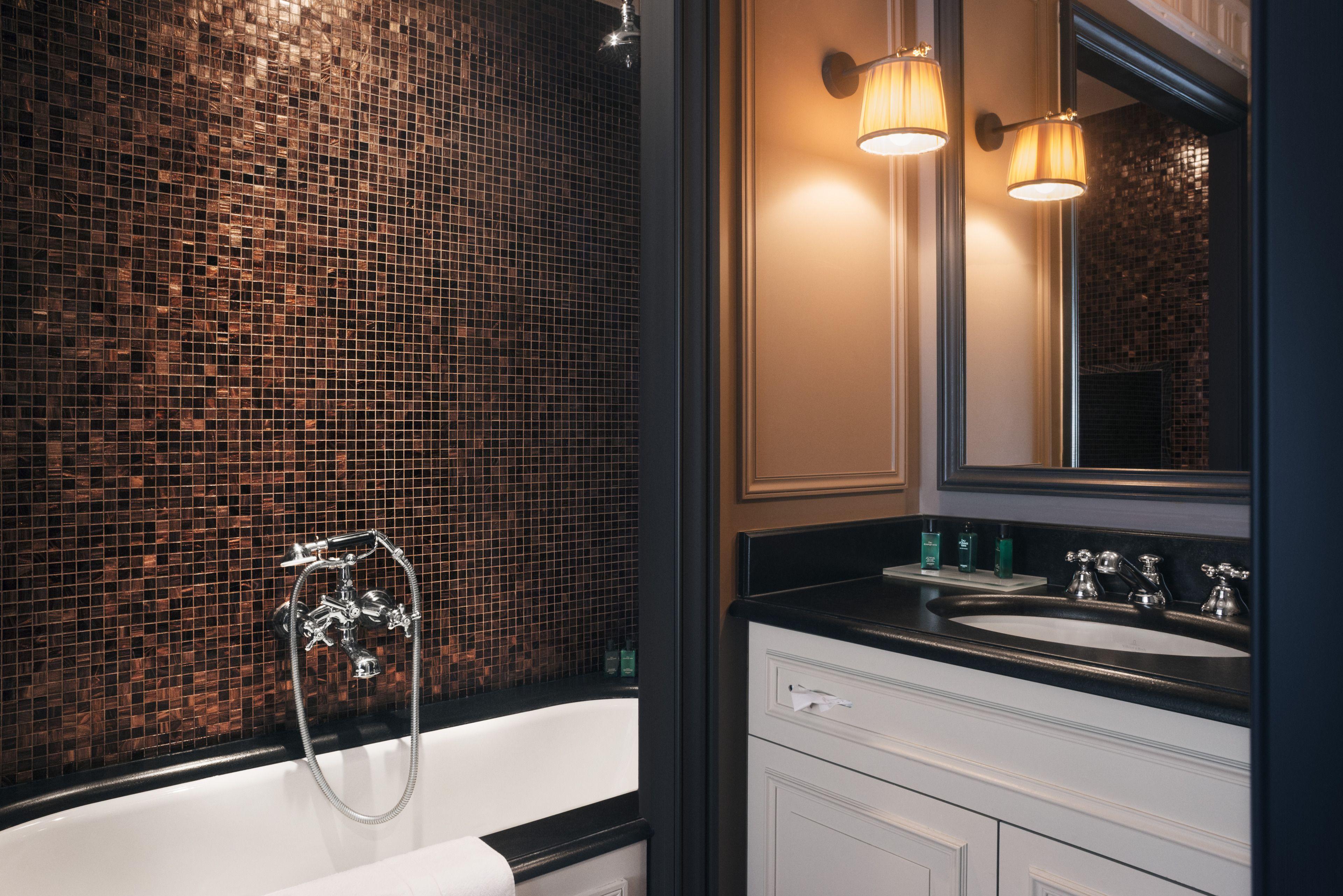 Maison Athénée Hotel